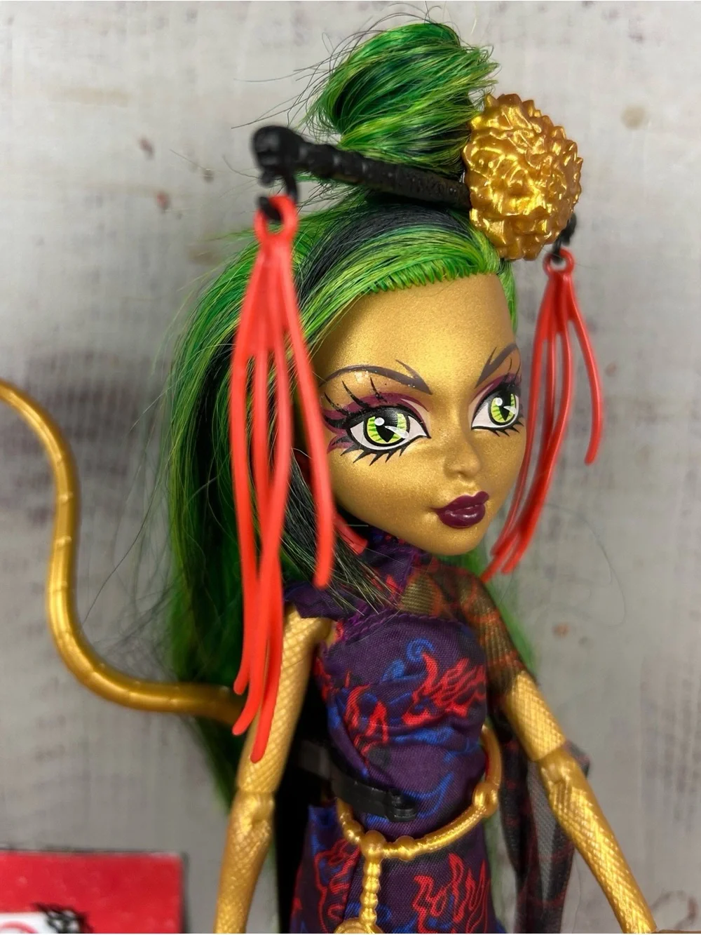ON HOLD DNB Monster High Jinafire Long Scaris Doll